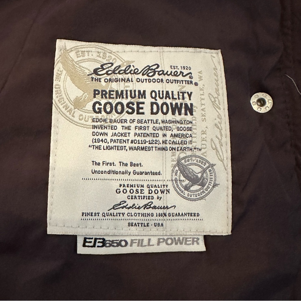 Eddie Bauer Puffer Vest Goose Down Maroon EB650‎ Size Medium Zip - Picture 3 of 7
